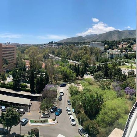 Alterhome Luminoso Estudio Con Piscina Y Maravillosas Vistas Torremolinos Buitenkant foto