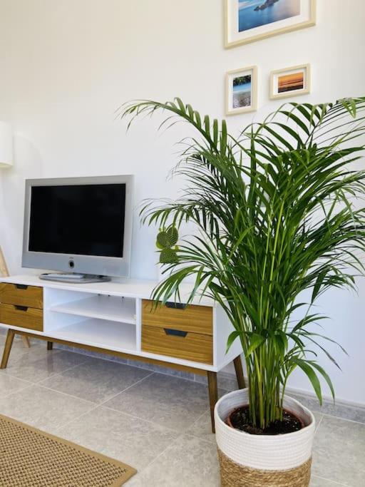 Alterhome Luminoso Estudio Con Piscina Y Maravillosas Vistas Torremolinos Buitenkant foto